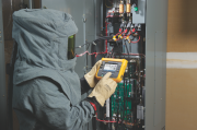 n0413fl energy saving webinar in fluke series of cpd accredited webinars medium