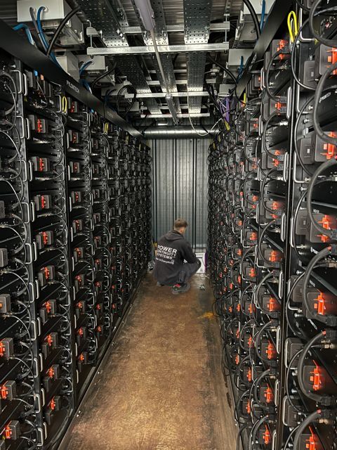 Power Continuity – Battery Energy Storage Systems (BESS) with PV