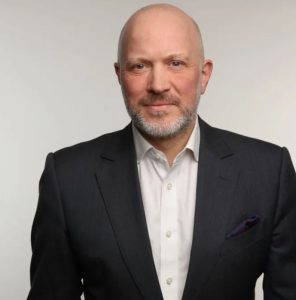 Miles Thomas AMPYR DE