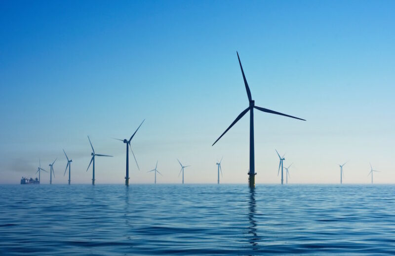 Resilient resistors keep wind turbines turning