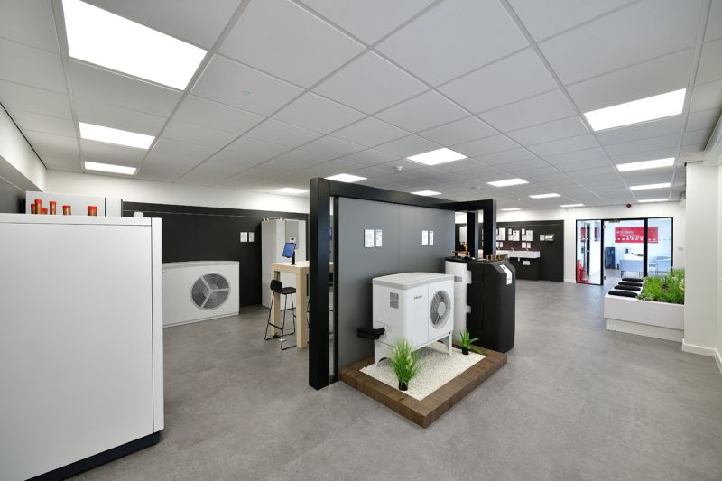 Hundreds flock to STIEBEL ELTRON’s training following investment in new facility