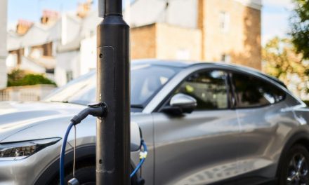 Redbridge Council partners with Siemens and ubitricity to expand Redbridge’s EV Network