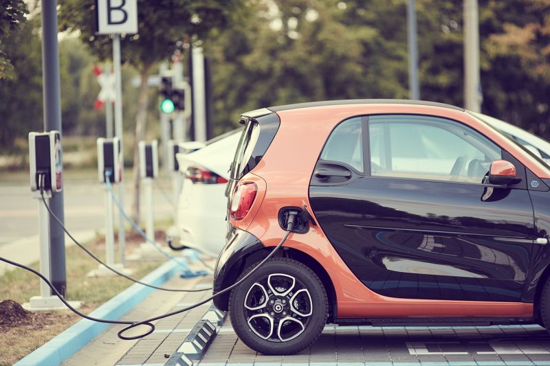 Alternative fuels in road haulage: How specialist finance can help drive the adoption of alternative fuels