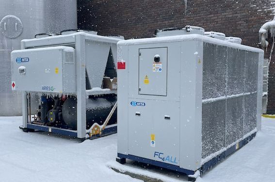 Winter-proofing process cooling for resilience and efficiency