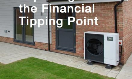 8 out of 10 homeowners still using gas, while 73% are unaware of low-carbon alternatives