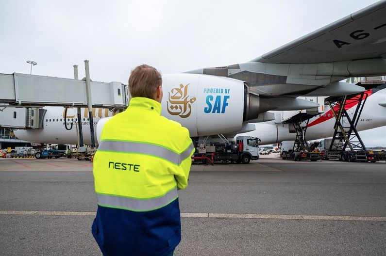 Neste supplies sustainable aviation fuel to Emirates for flights from Amsterdam Airport Schiphol
