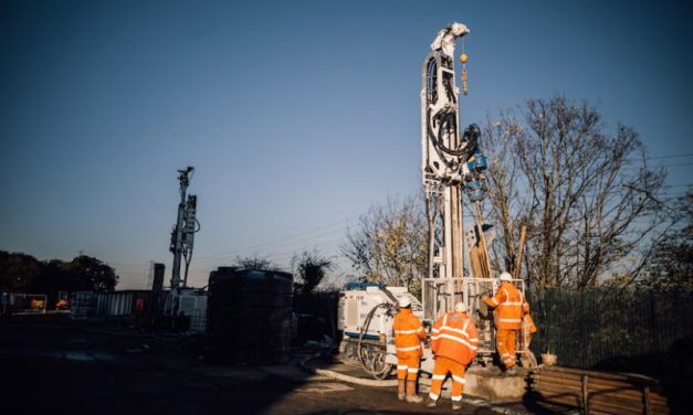Designing, planning and building low-carbon, connected communities