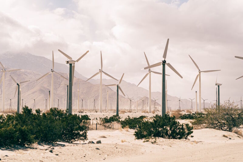 How can data centres expect to engage with utilities in 2022 and beyond?