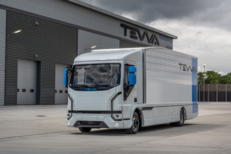 UK gets first hydrogen electric truck with landmark Tevva launch