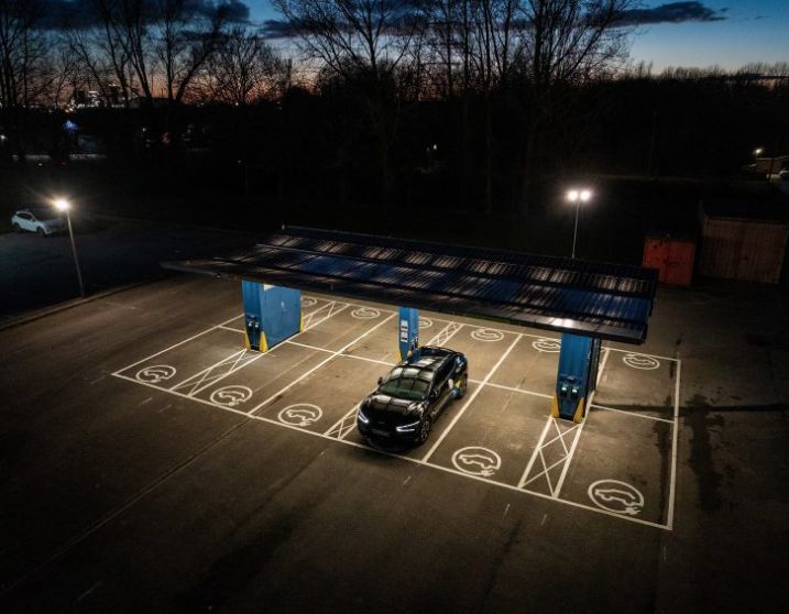 Segen announces six-month exclusive distribution deal for 3ti’s smart solar EV charging FastHub, Papilio3