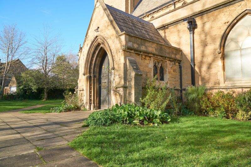 How can churches cut their energy bills and achieve net zero carbon?